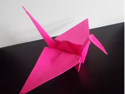 Hoàn thành hạc giấy origami